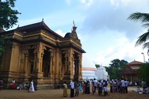 Kelaniya_temple